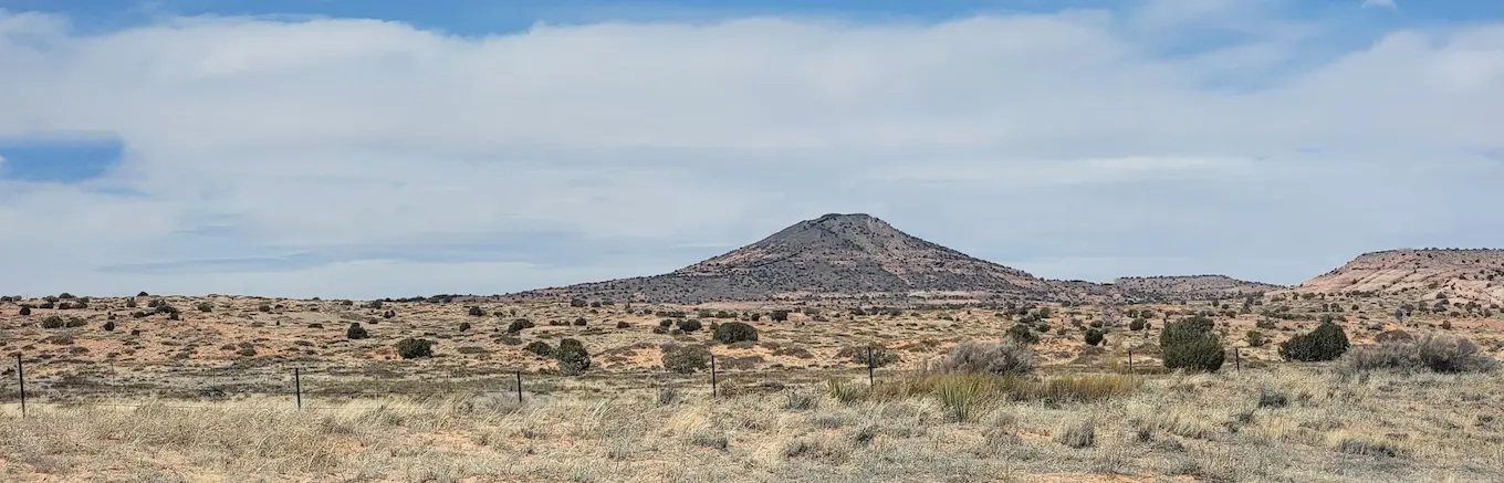 Desert landscape outside tonalea day school